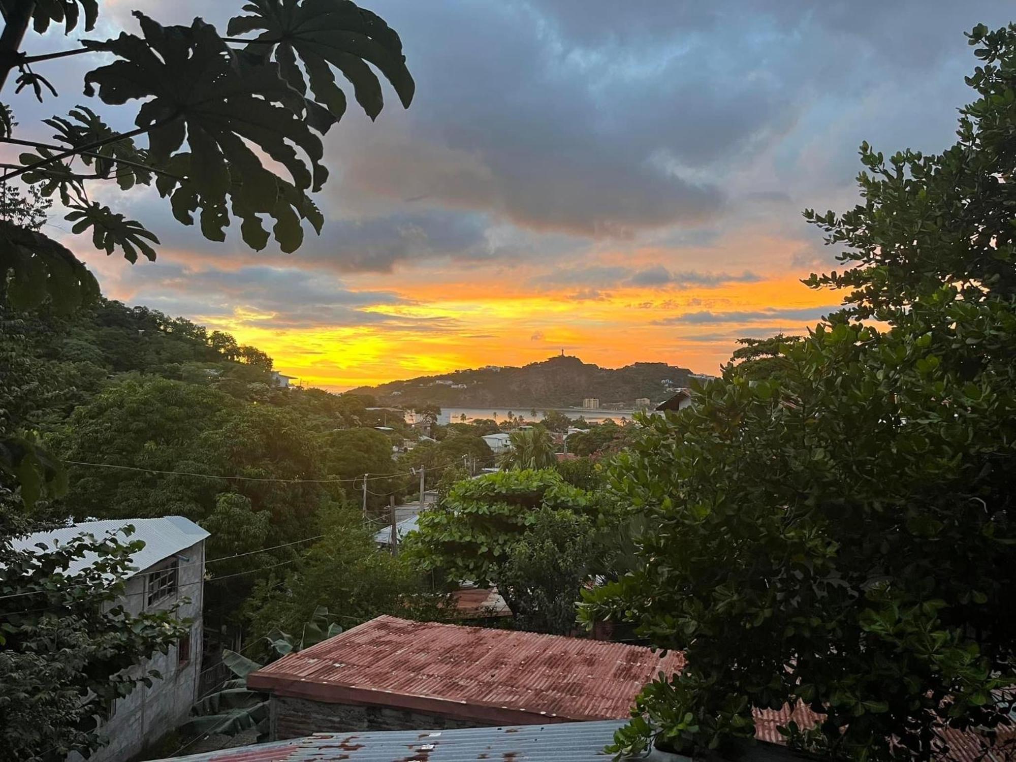 Buena Onda Backpackers Hotel San Juan del Sur Ngoại thất bức ảnh